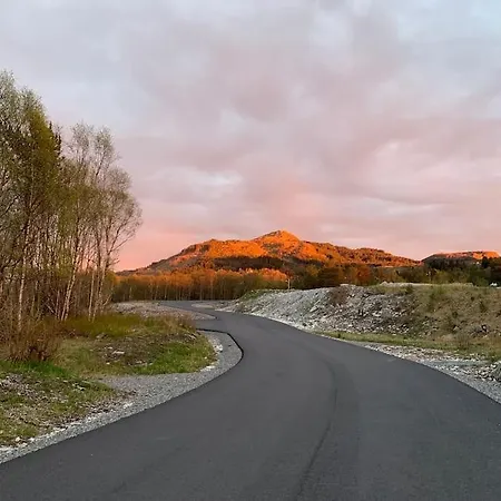 Moderne Med Fjordutsikt Og Spabad 25.min. Fra Sentrum